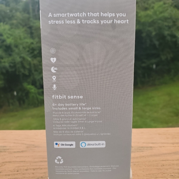 Fitbit Sense + Band! Brand new! - Picture 4 of 7